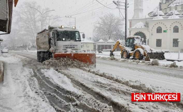 Erenler'de de Ekipler Aralıksız Çalışıyor