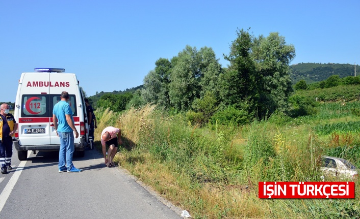 Kontrolden çıkan otomobil tarlaya uçtu