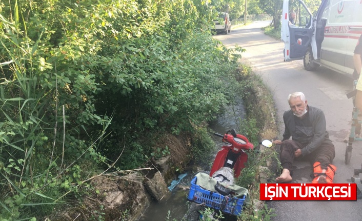 Motosikleti ile yoldan çıkarak su kanalına uçtu: 1 yaralı