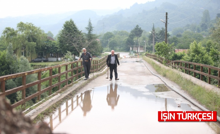 Sakarya'da selden etkilenen bölgelerde çalışmalar sürüyor