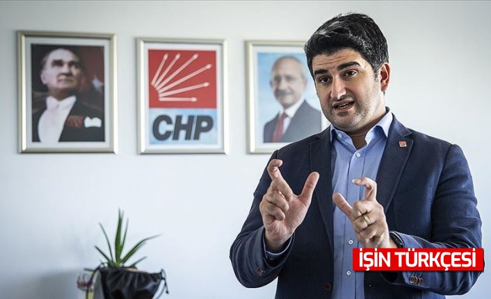 CHP'li Onursal Adıgüzel, sosyal medya düzenlemesine karşı olumsuz eleştiride bulundu