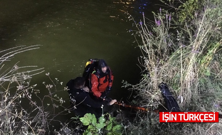 Sakarya Nehri’ne düşen genci arama çalışmaları 9 sularında başladı