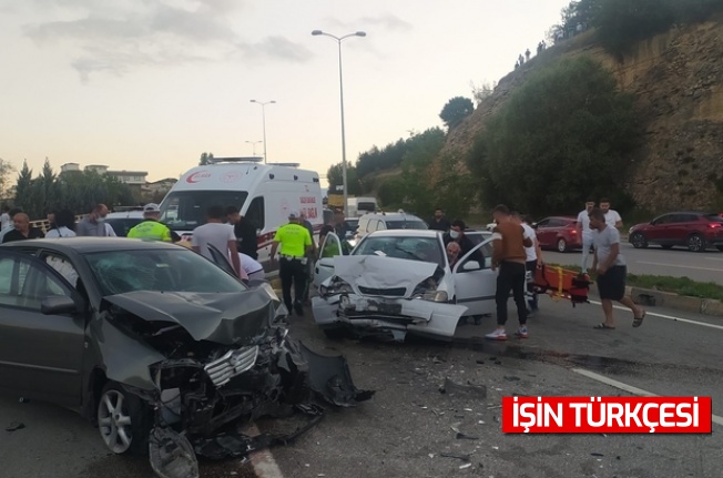 Sakarya ve Karabük'teki 3 ayrı trafik kazasında 5 kişi yaralandı