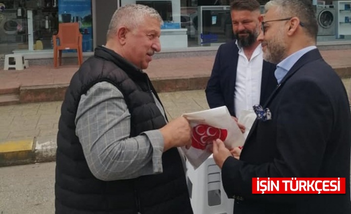 MHP Arifiye İlçe Teşkilatı Cumhuriyet Bayramı Coşkusunu İlçe Esnafları ile Paylaştı