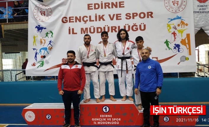 Sakarya Büyükşehir’li judocular Edirne’de kürsüye çıktı