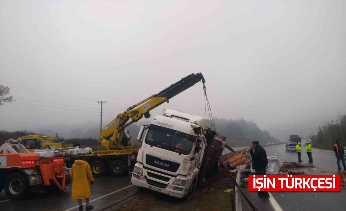 Sakarya’da yağmur kazaları beraberinde getirdi