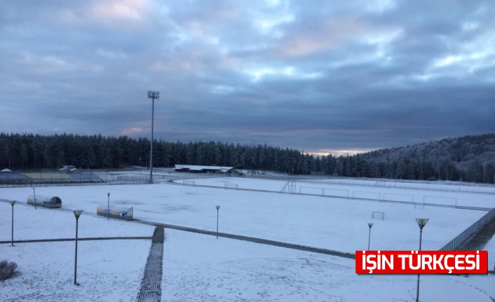 Sakarya'da yüksek kesimler kar yağışının ardından beyaza büründü