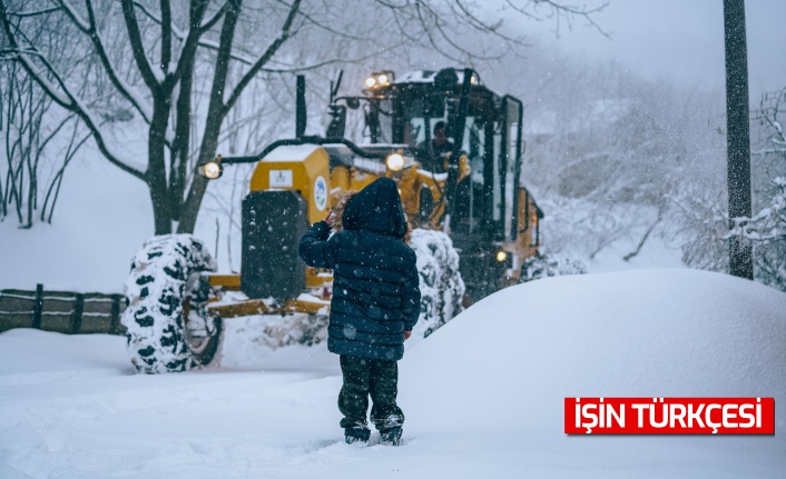 Sakarya'da kar yağışı sebebiyle kapanan yollar açıldı