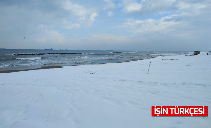 Sakarya’nın Karadeniz’e kıyısı beyaza büründü