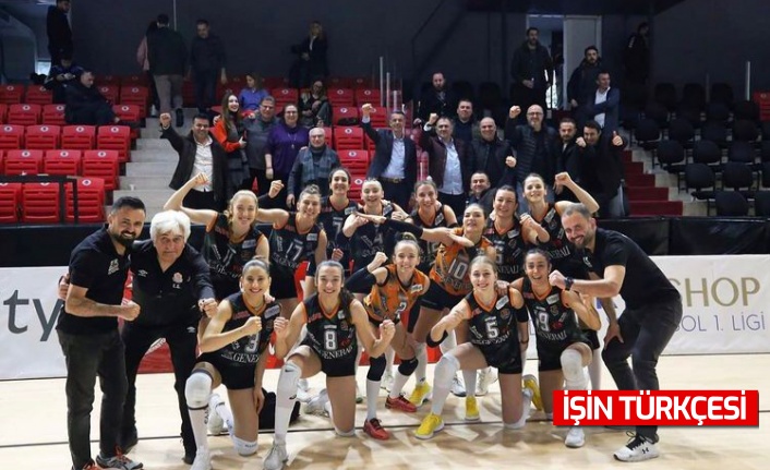 Sultanlarımız, Beşiktaş'ı ezdi geçti! Sakarya Voleybol bildiğimiz gibi....