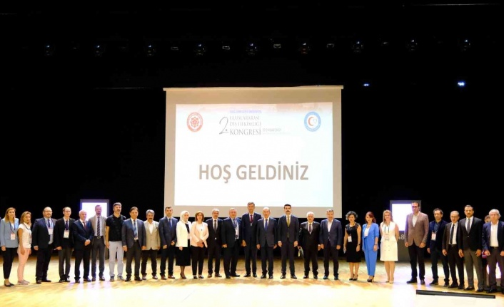 2’nci Uluslararası Diş Hekimliği Kongresi başladı