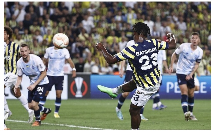 Fenerbahçe 90+2'de Batshuayi ile kazandı