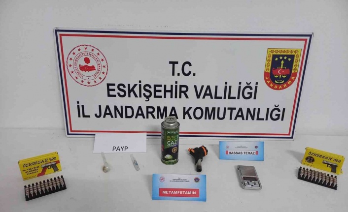 Hırsızlık ve uyuşturucu madde ticareti yapan şahıs yakalandı