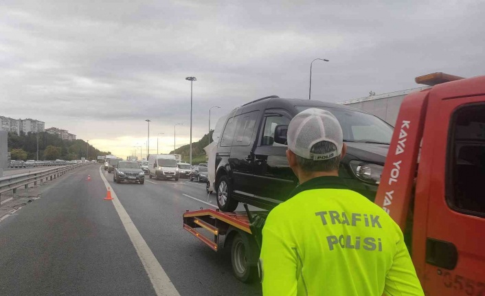 İstanbul’da "çakarlı araç" denetimi