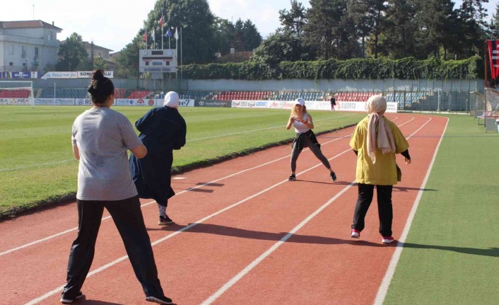 Kadınlar için aerobik kursu başlatıldı