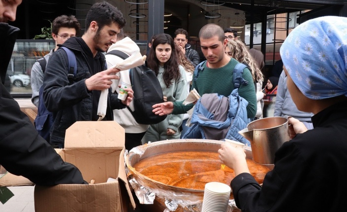 Düzce Belediyesi, yaraların sarılması için mücadele ediyor