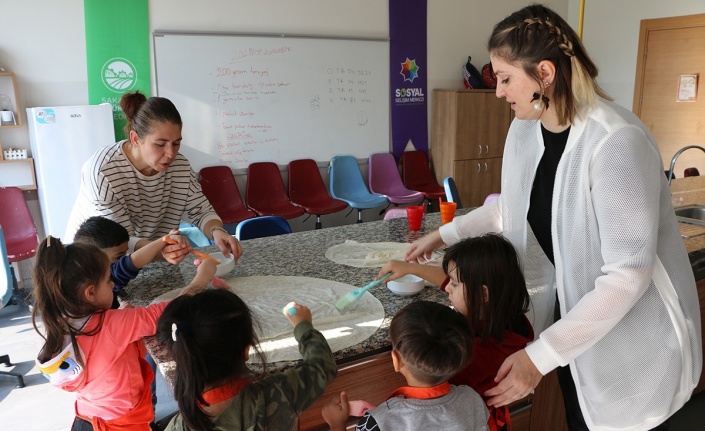 İnfaz kurumunda annelerinin yanında büyüyen çocuklar SGM’de ağırlandı