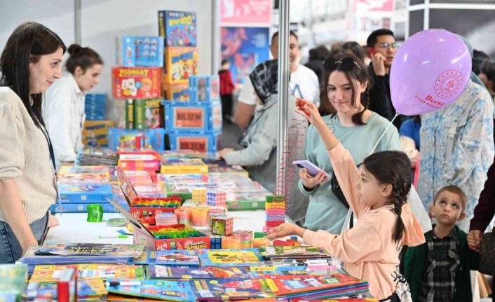 Kitap şöleni coşkuyla başladı