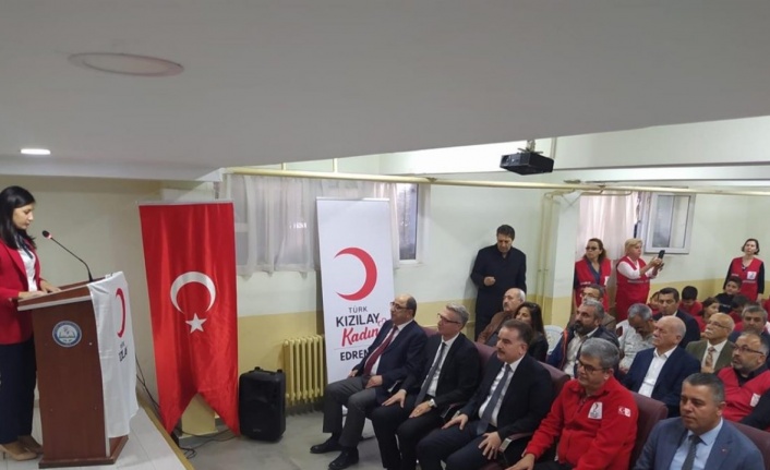 Kızılay Haftası’ kutlama programı Mehmet Akif Ersoy İlkokulunda gerçekleştirildi