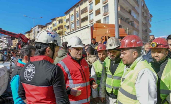 Esenyurt deprem için tek yürek oldu