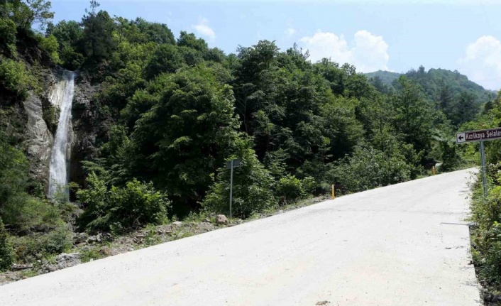 Geyve’nin kırsalına 14 kilometre yeni beton yol