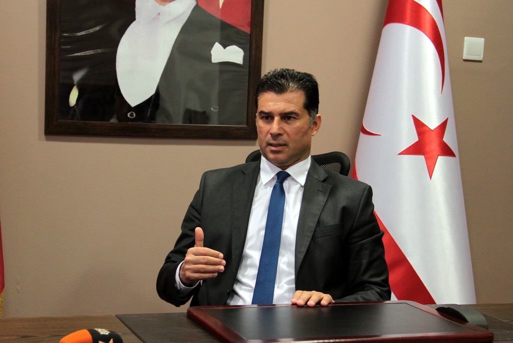 KKTC Başbakanı Özgürgün 'Türk Askeri Kıbrıs'tan çıksın diyenlerle daha ne görüşeceksin?'
