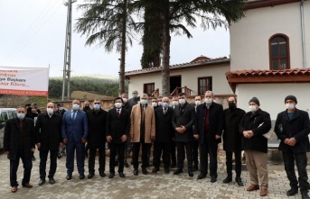 Pamukova'da Karaca Ahmet Türbesi ve Camii aslına uygun restore edildi