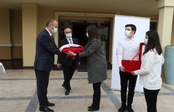 ‘Anadolu gönül yolu’ projesinin ay-yıldızlı bayrakları yola çıktı