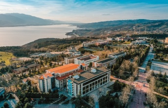 SAÜ akreditasyonda birinci, sosyal sorumluluk projelerinde ikinci sırada