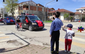 23 Nisan Konvoyu Bu Yılda Hendek’e Neşe Kattı