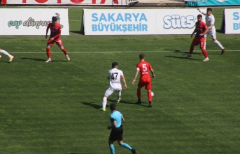 2. Lig: Sakaryaspor: 3 - Kardemir Karabükspor: 1