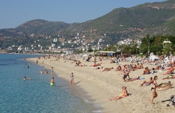 Rusya’nın Uçuş Kısıtlaması Antalya’da Turizmi Durma Noktasına Getirdi