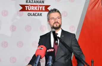 MHP Sakarya İl Başkanı Ahmet Ziya Akar Sosyal Medya Hesaplarından Kadir Gecesi Mesajı Yayınladı