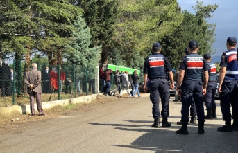 Sakarya'da akrabalar arasındaki silahlı kavgada ölen 3 kişinin cenazesi toprağa verildi