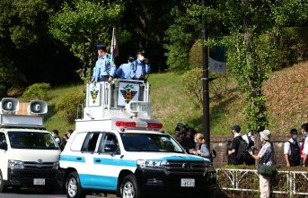 Açılışına saatler kala olimpiyat karşıtları protestocular Tokyo’da sokaklara çıktı!