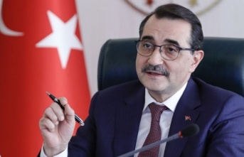 Bakan Dönmez: “Bizim doğalgaza zorunlu olarak yaptığımız fiyat artışları ithal ettiğimiz yurtdışı piyasalarının artışından kaynaklanıyor”