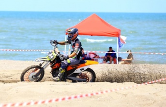 Sakarya'da Kum Enduro Yarışları yapıldı