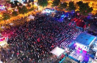 Sakarya halkı, 15 Temmuz’un 5. yıldönümünde de Demokrasi Meydanı’nda!