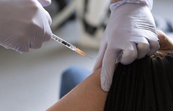 Türkiye genelinde uygulanan Kovid-19 aşısı: 65 milyon