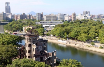 Hiroşima’da atom bombası saldırısının 76. yılında kurbanlar anıldı