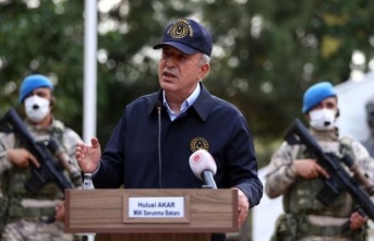 Hulusi Akar: ''Yunanistan'ın yayılmacı tutum ve yaklaşımlar ve provokatif davranışlarla bir yere varamayacağını görmesi lazım.”