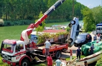 Kocaali'de kontrolden çıkan otomobil Melen Çayı’na uçtu