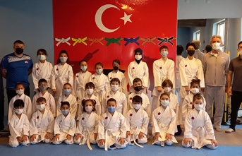 Ada Karate Akademi’de terfi heyecanı