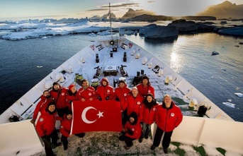 Türk Bilim İnsanları Antarktika'da biyoçeşitlilik çalışmaları yapacak