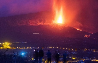 Kanarya Adaları’ndaki yanardağ felaketi hızla büyüyor