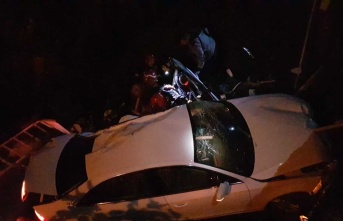 Sapanca'da kontrolden çıkan otomobil dereye düştü: 1 ölü