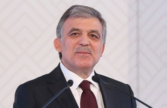Abdullah Gül, 10 büyükelçi kararına tepki gösterdi