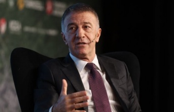 Trabzonspor'un başkanı Ağaoğlu: ''Taraftara şampiyonluk borcumuz var.''