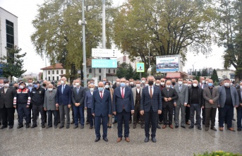 Hendek Belediyesi Uludere Tesislerinde Muhtarlar Günü Törenle Kutlandı