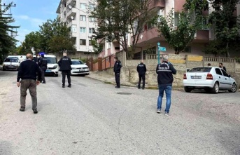 Sakarya'da trafikte çıkan kavga: 2 kişi baltayla yaralandı